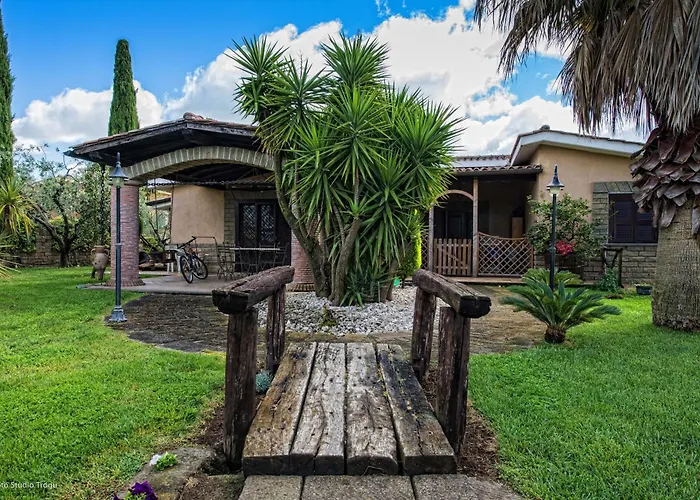 Il Giardino dei Flintstones B&B Cerveteri